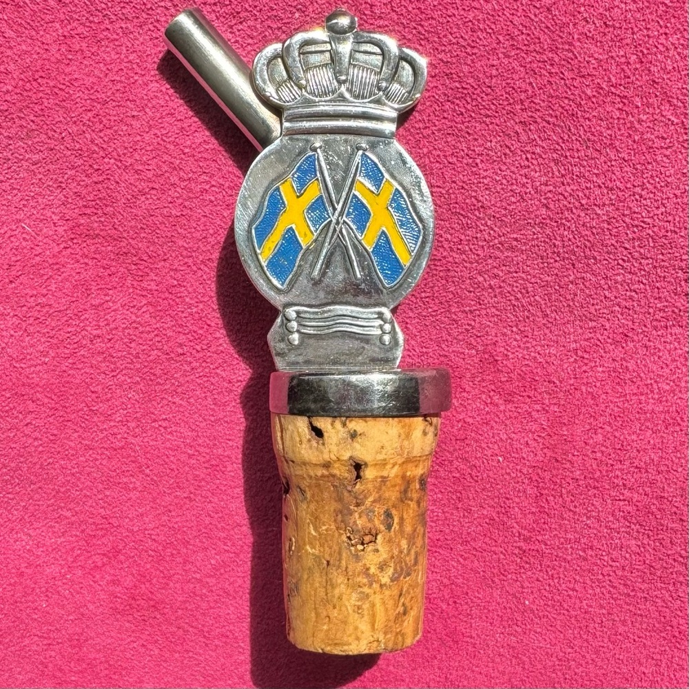 Vintage Bottle Stopper / Pourer with Swedish Flag -  Silver and Cork
